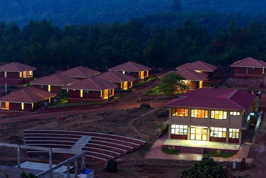 Mango Village Resort Guhāgar 외부 사진